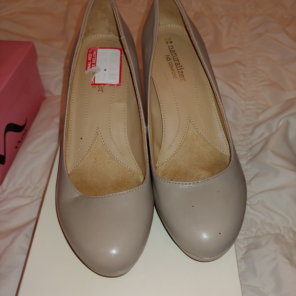 Shoe